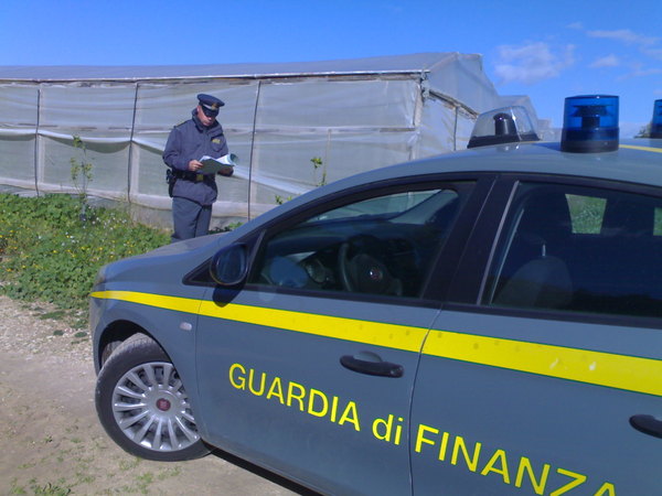 FALSI DISOCCUPATI – LA GUARDIA DI FINANZA DI RAGUSA DENUNCIA 24 SOGGETTI