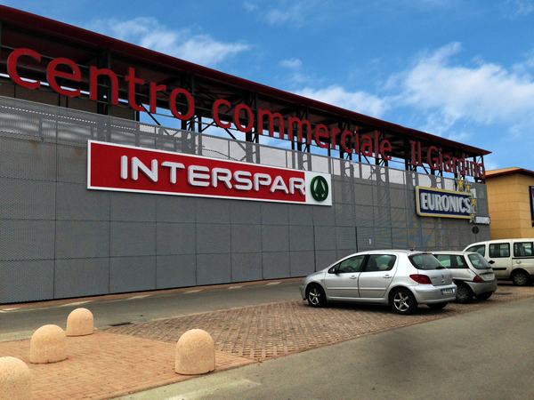 IL NUOVO INTERSPAR APRE AD AVOLA AL CENTRO COMMERCIALE IL GIARDINO