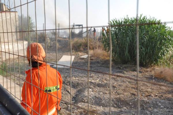 VITTORIA: INCENDI VICINO LE COMUNITA’ PER ANZIANI