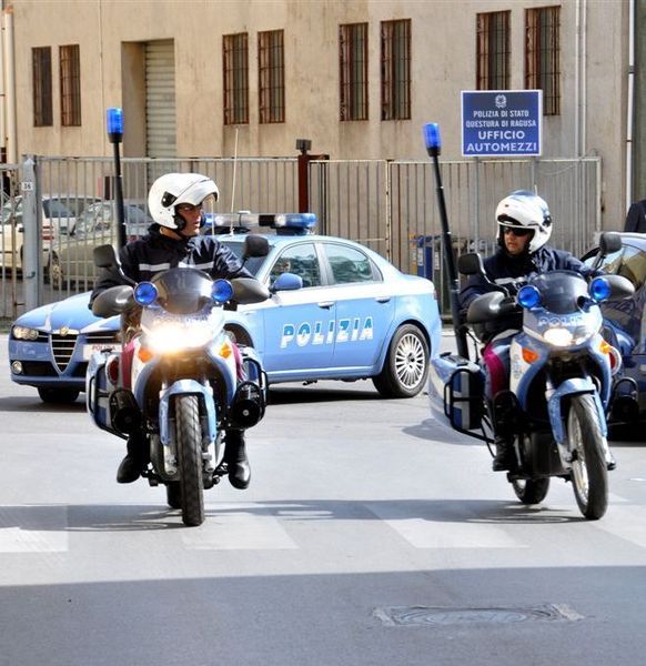 DENUNZIATE TRE PERSONE A RAGUSA