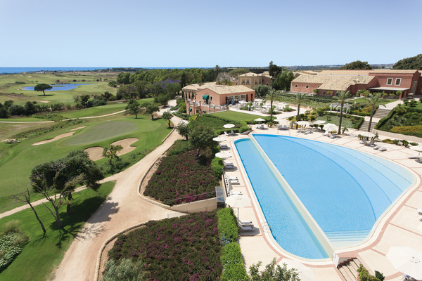 Donnafugata Golf Resort, a vuoto anche l’ultimo bando mentre i lavoratori restano senza soldi