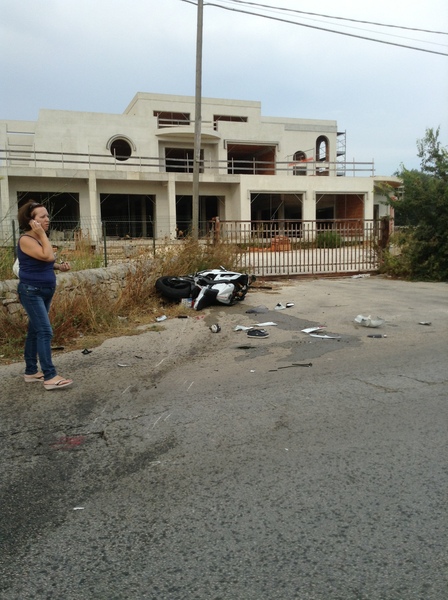 SCONTRO AUTO-MOTO SULLA MODICA MARE
