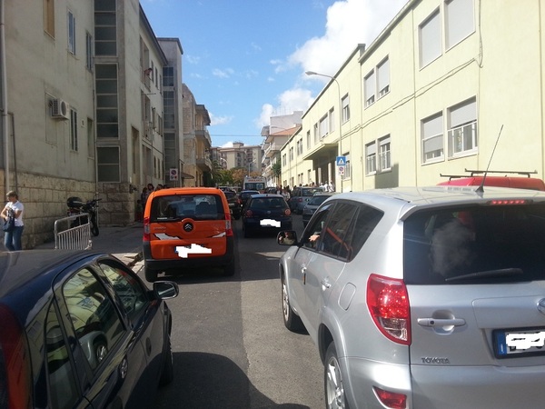 IL CAOS IN VIA DIODORO SICULO