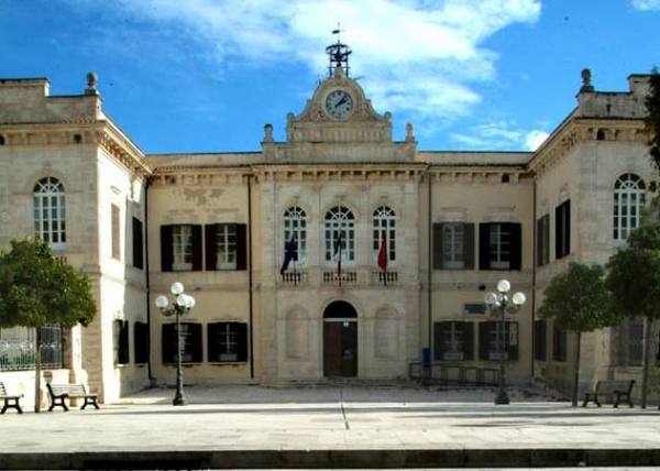 A POZZALLO GLI AUSILIARI DEL TRAFFICO PER SCOVARE I FALSI INVALIDI