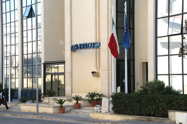 POLIZIA ANTICRIMINE: 1 AVVISO ORALE E 3 F.V.O.