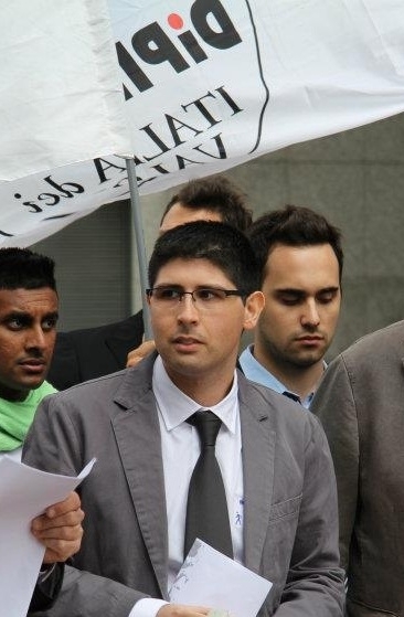 ITALIA DEI VALORI DICE NO AL GIOCO D’AZZARDO. IN FASE CONCLUSIVA LA RACCOLTA FIRME