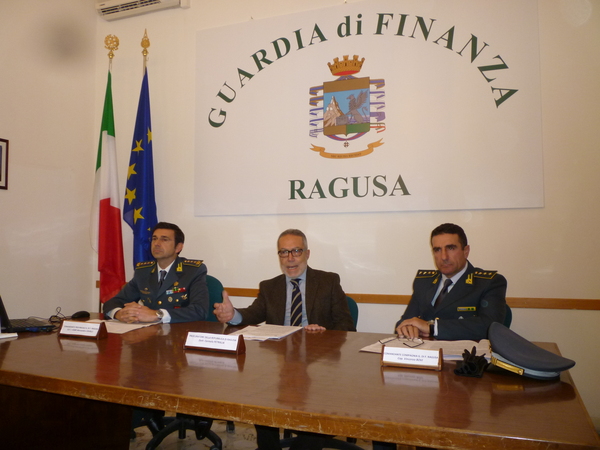 LA GUARDIA DI FINANZA SEQUESTRA BENI IMMOBILI PER CIRCA € 1.500.000 A RUGGIERI SALVATORE