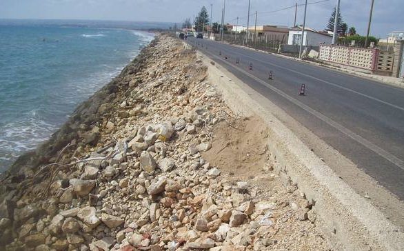 Erosione costa, un disegno di legge per la salvaguardia della fascia a mare del Sud Est