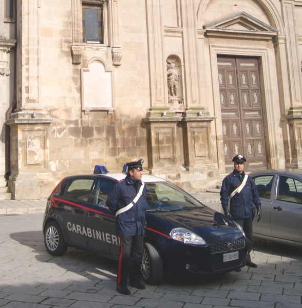 CINQUE ARRESTI PER RISSA DOPO IL CARNEVALE A CHIARAMONTE