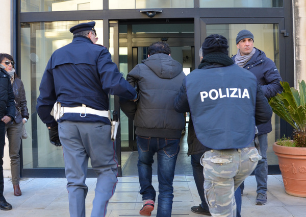 OPERAZIONE “SAFETY HOME”, CINQUE ARRESTI FRA VITTORIA E COMISO