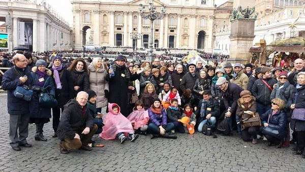 UN ANNO FA RAGUSA INVASE PIAZZA SAN PIETRO PER INCONTRARE PAPA FRANCESCO