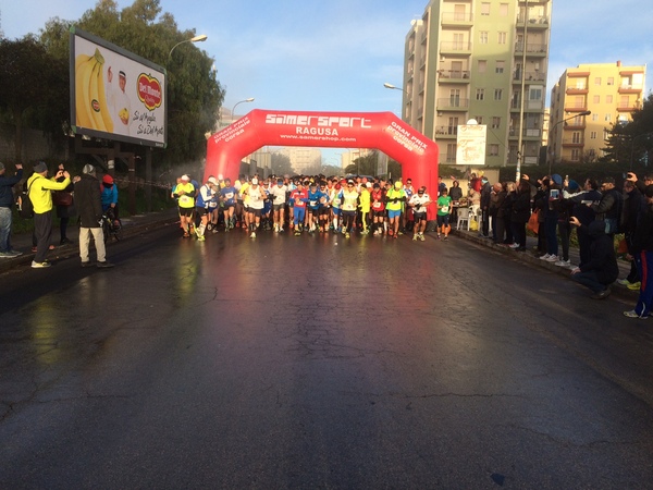 IL SIRACUSANO ROVELLA VINCE LA MARATONA “CITTA’  DI RAGUSA”