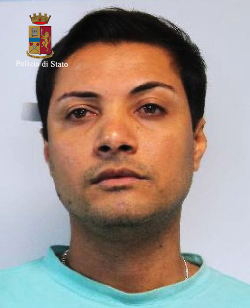 LA POLIZIA DI STATO ARRESTA TRANSESSUALE BRASILIANO