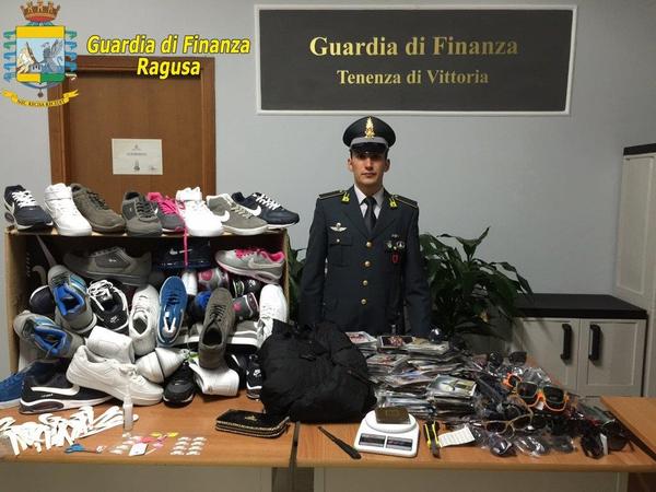 VITTORIA: PERQUISIZIONE DELLA GUARDIA DI FINANZA IN UN COVO DI CONTRAFFATTORI E SPACCIATORI
