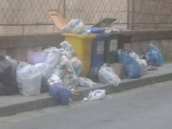 Catania: se sei positivo al Covid-19 non devi fare la differenziata. L’ordinanza