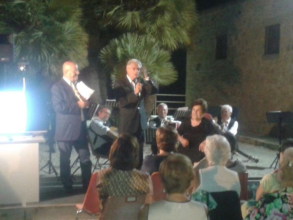 “CAMARINA SOTTO LE STELLE” : ROSINA AGOLINO PRESENTA IL SUO VOLUME AUTOBIOGRAFICO INTITOLATO “ROSINA, LA VITA MIA”