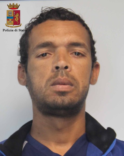 LA POLIZIA DI STATO ARRESTA UN ALTRO SPACCIATORE CHE OPERAVA AL CENTRO STORICO DI RAGUSA