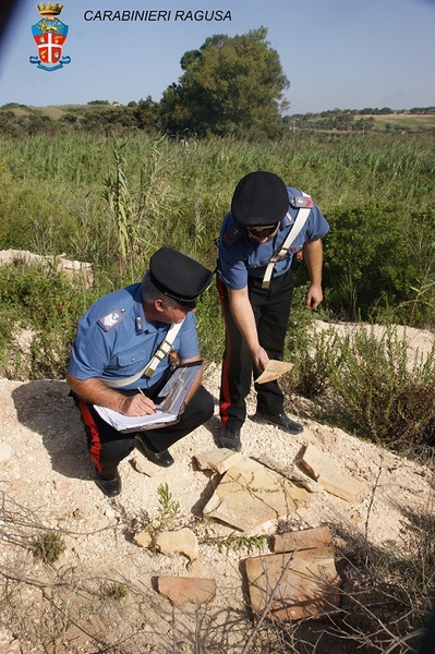 DENUNCIATI A RAGUSA PER LAVORI ABUSIVI IN ZONA SOTTOPOSTA A VINCOLO ARCHEOLOGICO