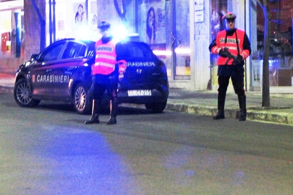 AUTO RUBATA A SPASSO PER RAGUSA