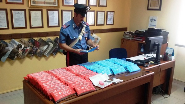 VENDEVANO KIT DI PRONTO SOCCORSO CONTRAFFATTI