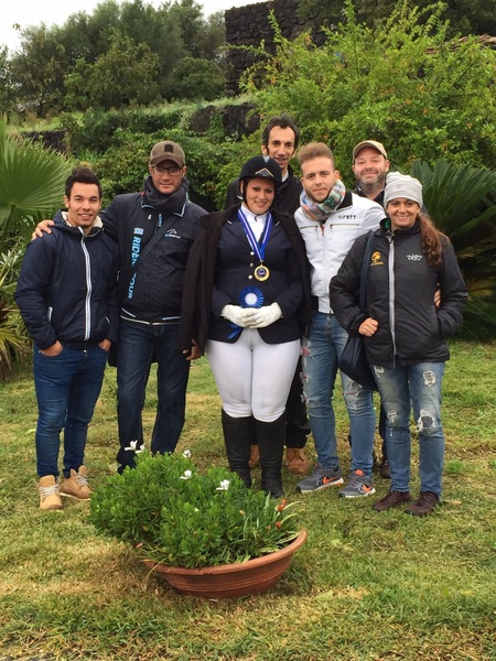 LA PEDALINENSE  YLENIA MIGLIORISI  VINCITRICE  DELLA  MEDAGLIA  D’ORO AL CAMPIONATO REGIONALE  DI  “DRESSAGE A CAVALLO”