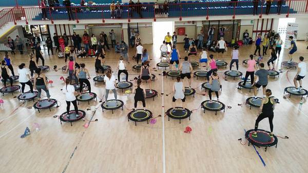 Modica: continua a far allenare clienti in palestra, denunciato dai Carabinieri