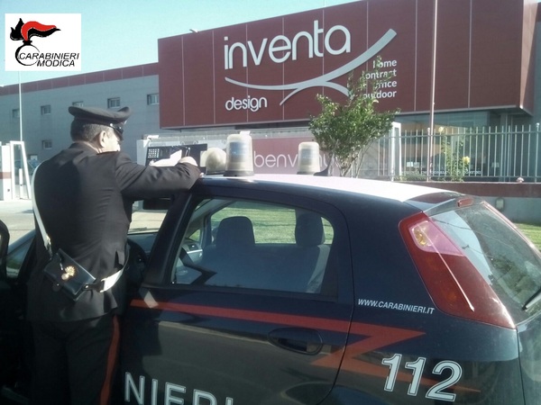 MODICA (RG): BLITZ DEI CARABINIERI: SEQUESTRATO MAXI DEPOSITO DI MERCE RUBATA