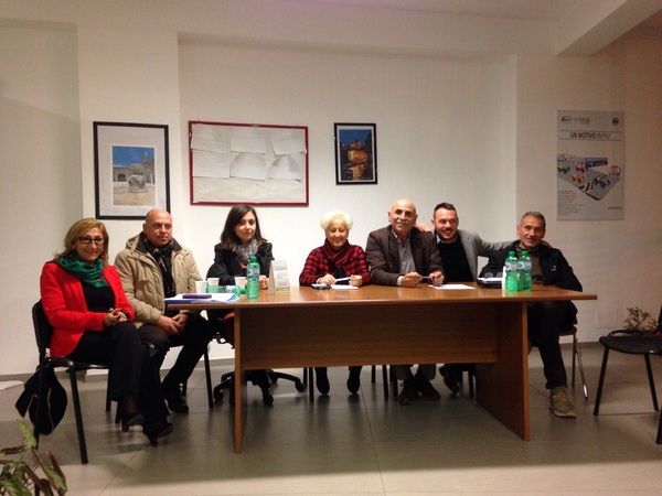 VERTICE NELLA SEDE CNA DI COMISO PER CERCARE UNA SOLUZIONE E COMBATTERE L’ABUSIVISMO NEL SETTORE  DEI PARRUCCHIERI E DELLE ESTETISTE