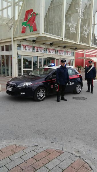 SIRACUSA.   CARABINIERI ARRESTANO UN UOMO