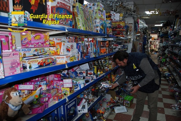 SEQUESTRATI DALLA GDF OLTRE 40.000 ARTICOLI PERICOLOSI