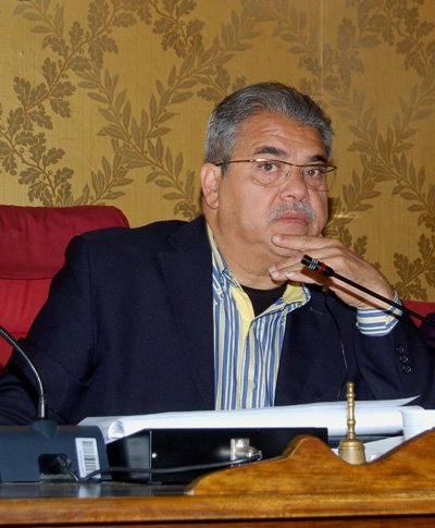 TITI’ LA ROSA APPRODA AD “INSIEME”