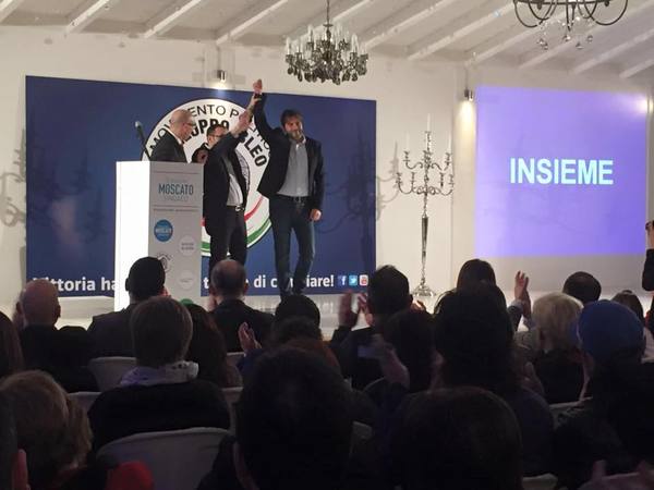 UN PIENONE IERI SERA PER LA CONVENTION DI APERTURA DELLA CAMPAGNA ELETTORALE PROMOSSA DA SVILUPPO IBLEO CON IL CANDIDATO SINDACO GIOVANNI MOSCATO