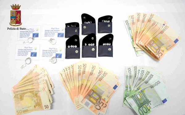 PRESA LA BANDA DEI DIAMANTI FALSI. DA PALERMO A RAGUSA PER TRUFFARE