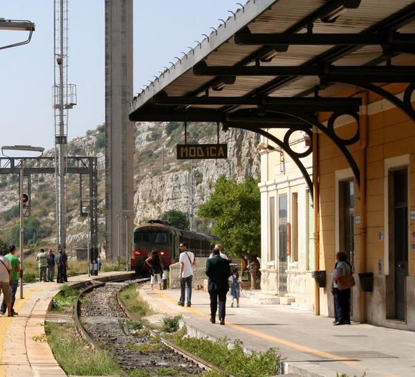 QUALI PROSPETTIVE PER LE TRATTE FERROVIARIE DEL SUD-EST SICILIANO?