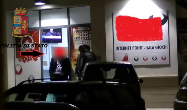 LA POLIZIA DI STATO DENUNCIA UN MEDICO IN SERVIZIO PRESSO L’OSPEDALE “REGINA MARGHERITA” DI COMISO