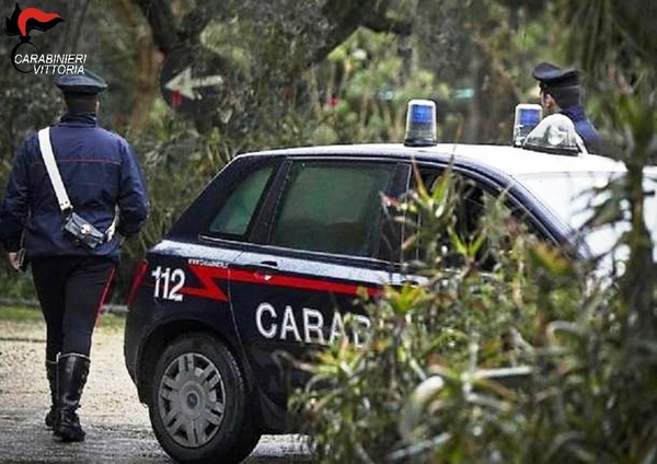 SCOGLITTI.  GARE DI MOTOCROSS CLANDESTINE NEI BOSCHI DELLA RISERVA “PINO D’ALEPPO”