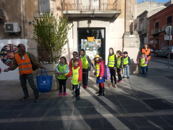 PEDIBUS: CASACCHE ANCHE ALLA LINEA ARANCIONE
