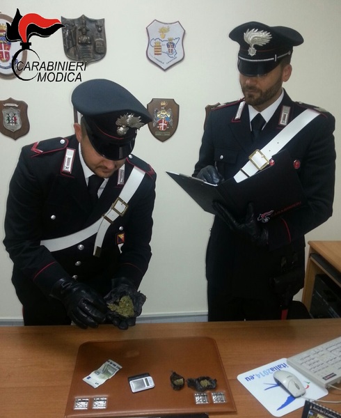 POZZALLO (RG): OPERAZIONE ANTIDROGA DEI CARABINIERI