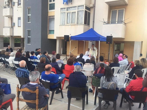 «DIO, SE PUÒ STARE TRA LE CASE DEGLI UOMINI, È FELICE!» - Ragusa Oggi
