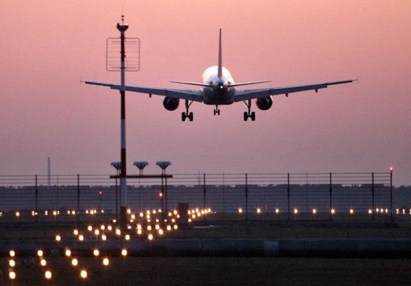 Rissa su volo Ryanair. Pilota costretto ad un atterraggio fuorirotta