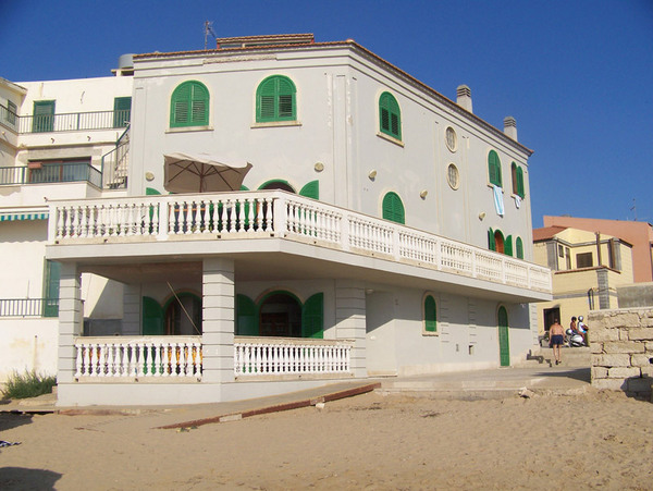 Spaccio di cocaina nei pressi della Casa di Montalbano, arrestato titolare di un pub
