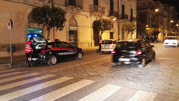SIRACUSA. TOLLERANZA ZERO PER MANCATO USO DEL CASCO E GUIDA SOTTO L’INFLUENZA DI ALCOOL.