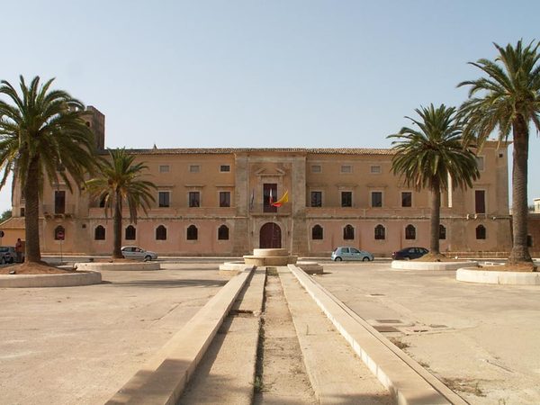 IL SINDACO RAFFO VERSA IN TOTALE STATO DI CONFUSIONE MENTALE