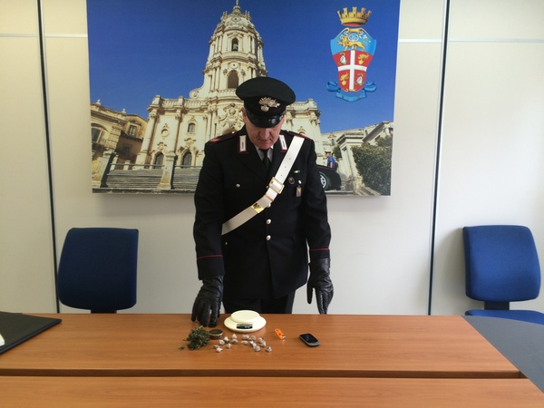 POZZALLO (RG): OPERAZIONE ANTIDROGA DEI CARABINIERI, ARRESTATO   MINORENNE