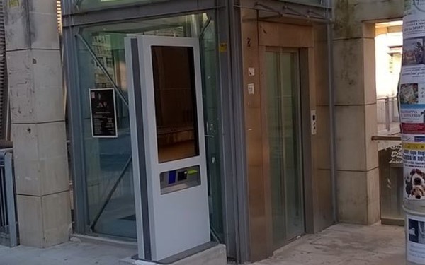 IL MISTERO BUFFO DELL’ASCENSORE DI VIA ROMA A RAGUSA