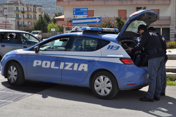 COMISO: NELLE ULTIME 24 ORE DENUNCIATE 2 PERSONE PER REATI CONTRO IL PATRIMONIO