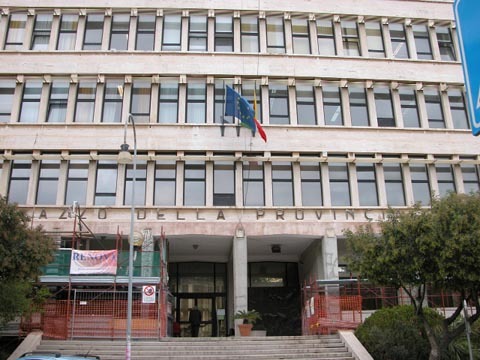 Si conoscerà oggi il nome del nuovo commissario della ex provincia di Ragusa. Si potrebbe votare in autunno