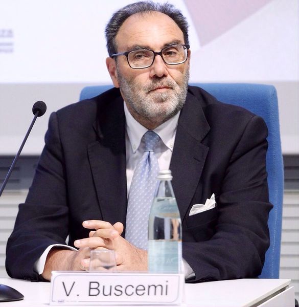 IL PRESIDENTE DELL’ASSOCIAZIONE PROVINCIALE GIOIELLIERI ENZO BUSCEMI A VICENZA