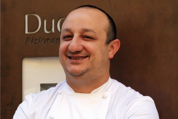 Lo chef stellato Sultano scrive a Musumeci: “I turisti li vogliamo mandare davvero altrove?”