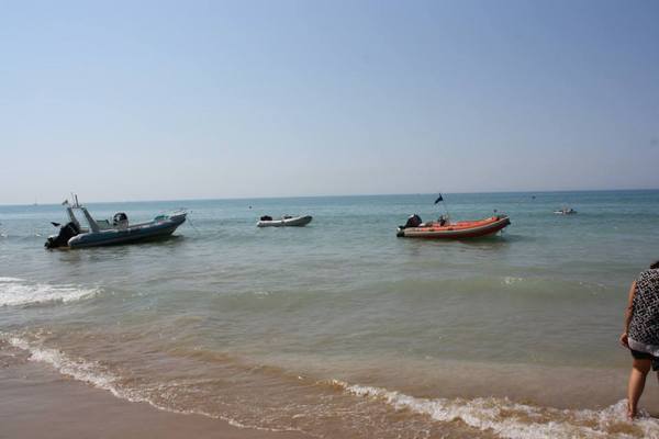SALVATAGGIO IN MARE DINNANZI IL CIRCOLO VELICO KAUKANA